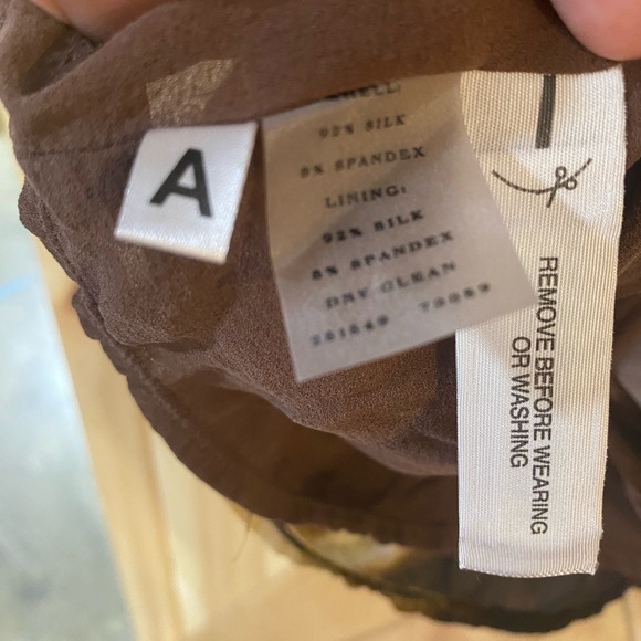 Size 6 Cheetah/Leopard Print V-Neck Dress by Ann Taylor - Picture 6 of 6